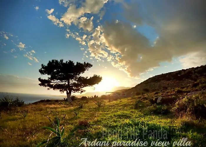 Ardani Paradise View With Jacuzzi Villa *